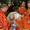 Joia Mare- Ziua Smereniei – Cei doi înalți prelați ai bisericilor ortododoxe și greco-catolice din Cluj-Napoca au spălat azi picioarele unor preoți și studenți