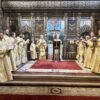 Vecernia Învierii Domnului, oficiată la Catedrala Mitropolitană din Cluj-Napoca: credincioșii au celebrat bucuria pascală în prezența ierarhilor Bisericii!