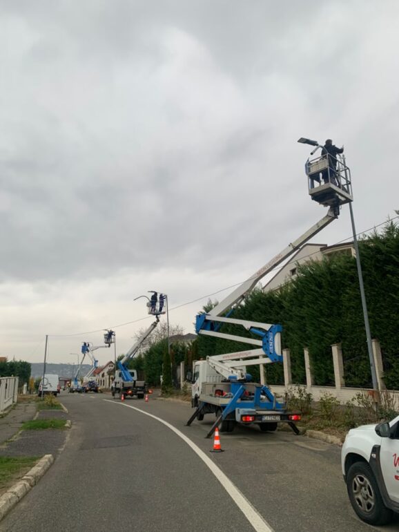 996 de corpuri de iluminat vor fi instalate pe 99 de străzi din Zalău!