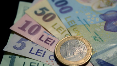 Euro atinge un nou record istoric în raport cu leul. La ce valoare a ajuns