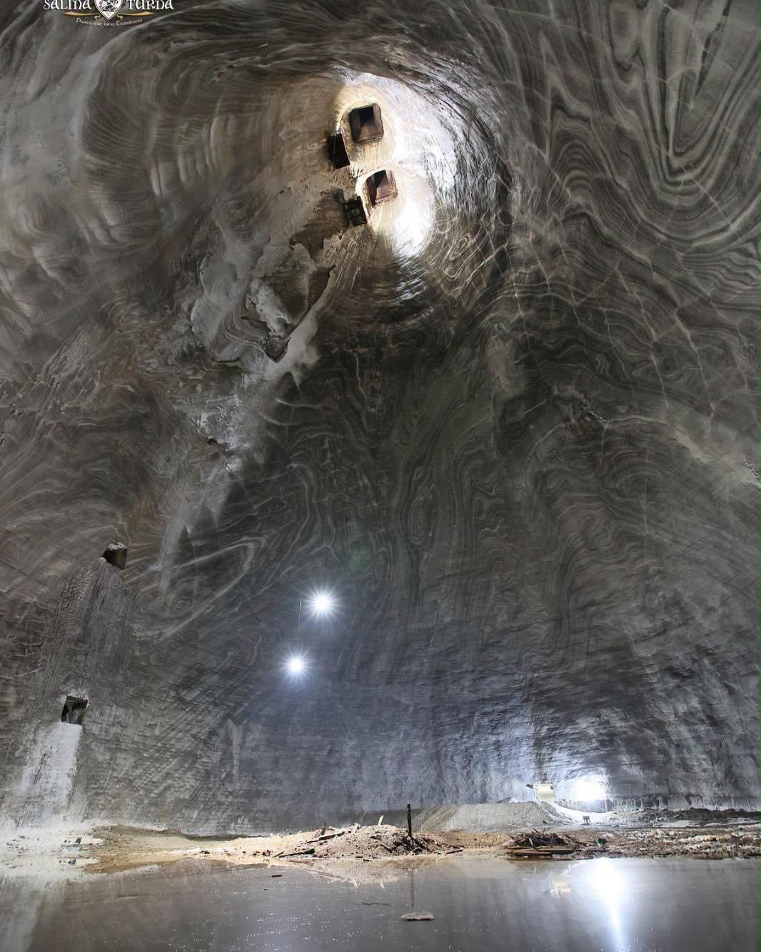 Salina Turda își extinde circuitul turistic: o nouă galerie subterană face legătura între Minele Iosif și Terezia!